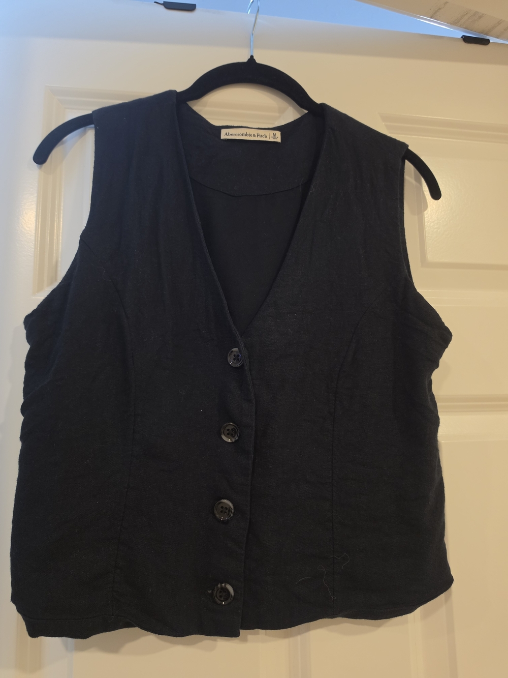 Abercrombie & Fitch Black Button-Front Women's Vest